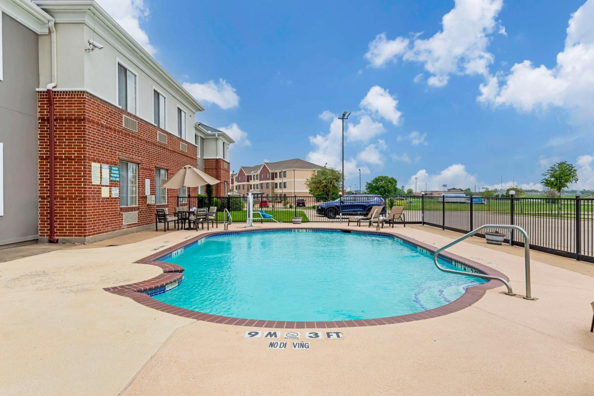 Best Western Fort Worth Inn And Suites Dış mekan fotoğraf