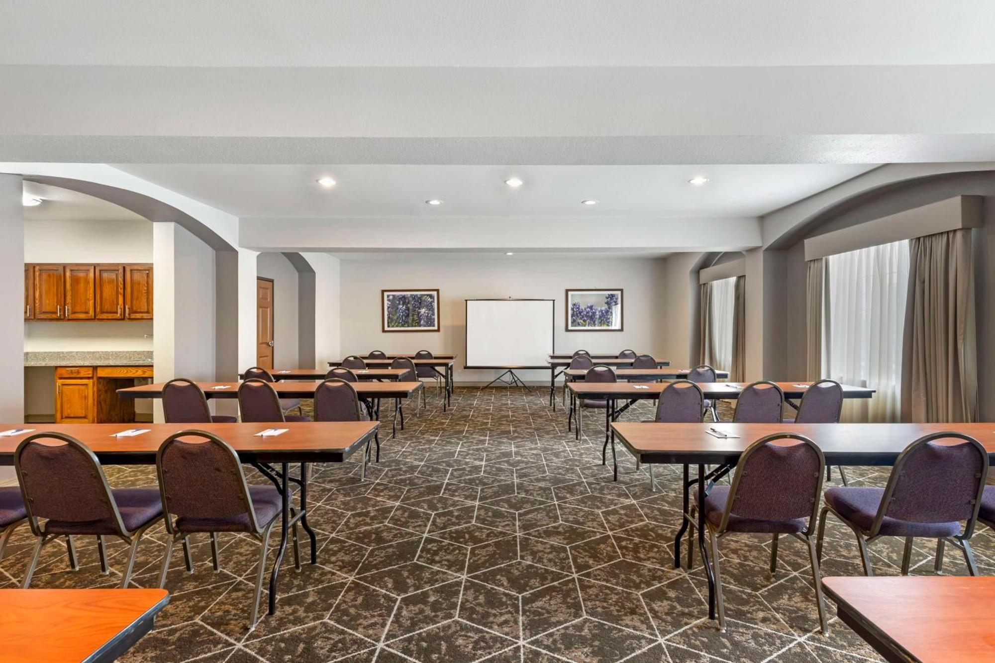 Best Western Fort Worth Inn And Suites Dış mekan fotoğraf